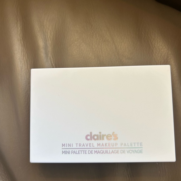 Claire's Daybreak Eyeshadow Palette - Pink, Orange, Gold - Picture 14 of 15